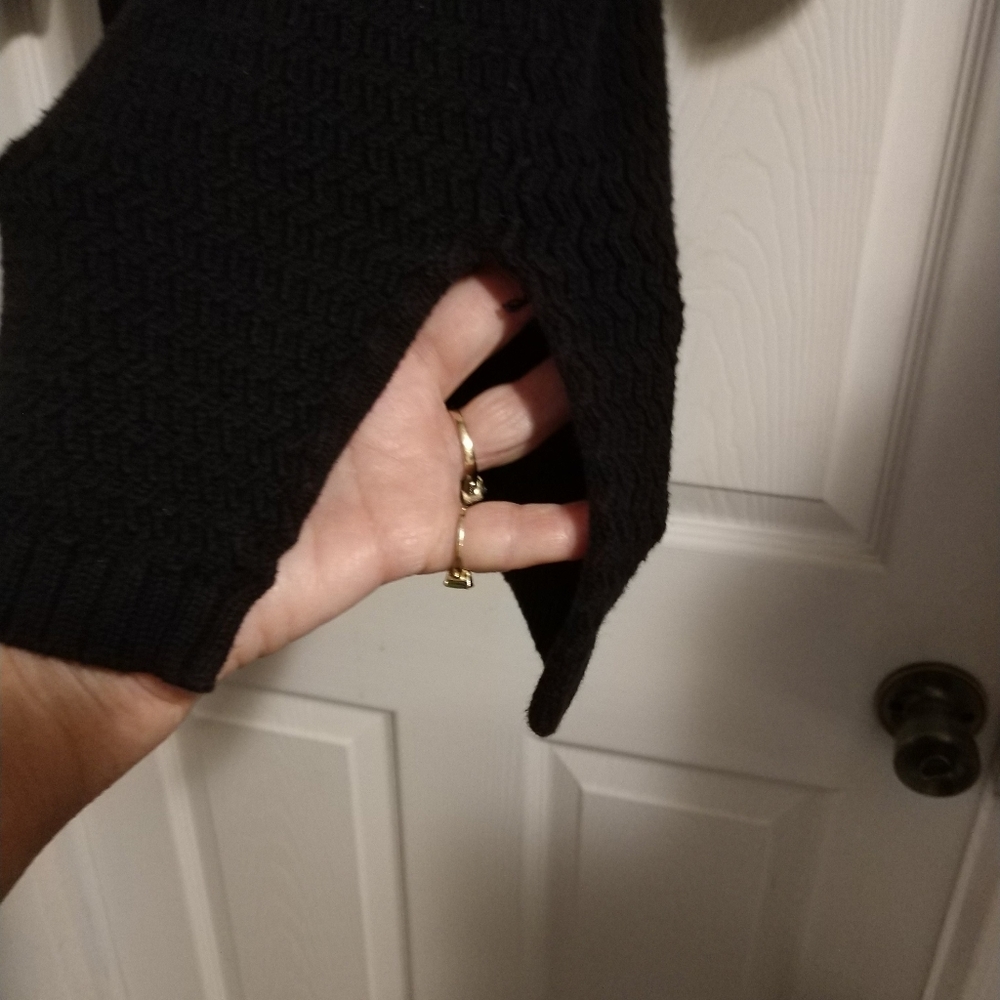 📌SALE $6.📌Isbella's Closet Light Knit Top Short SLeeves - Med - Picture 7 of 8